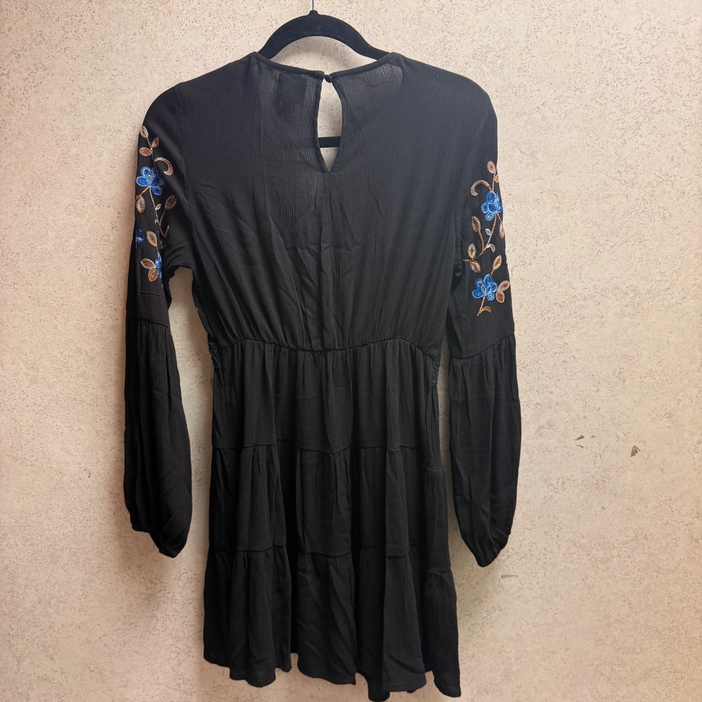 Francescas Blue Rain SM Women Black Floral Embroidered Crochet Trim Boho Dress - Picture 12 of 12